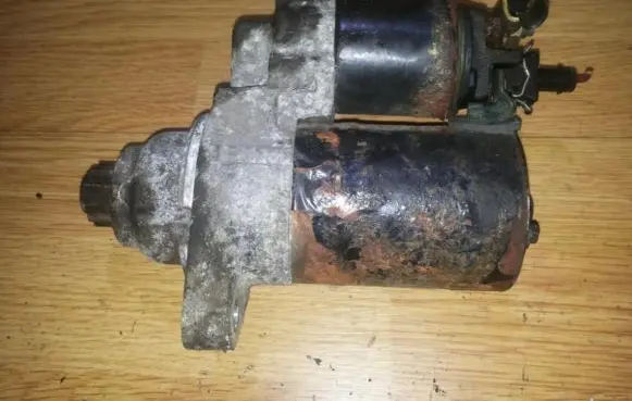 Volkswagen New Beetle Starter motor 0001120400