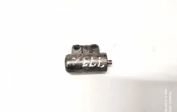 Toyota Avensis Verso Slide rail for timing chain 