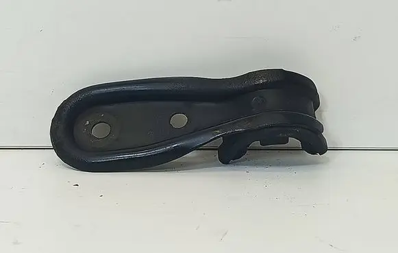Lexus LS 400 Radiator mount bracket 