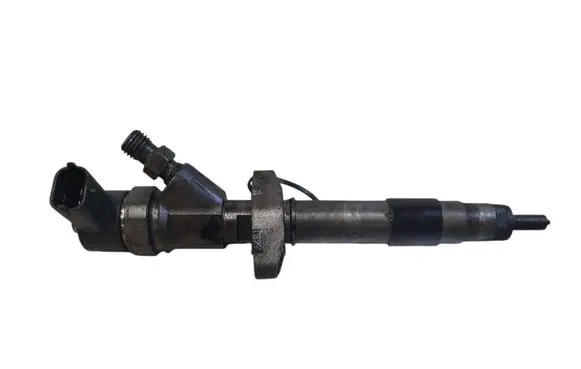 Fuel injector