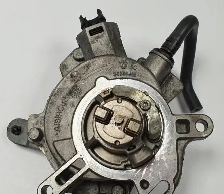 Ford Fiesta Vacuum pump CM5G-2A451-GB