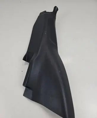 Land Rover Evoque II Rear seat side bottom trim 