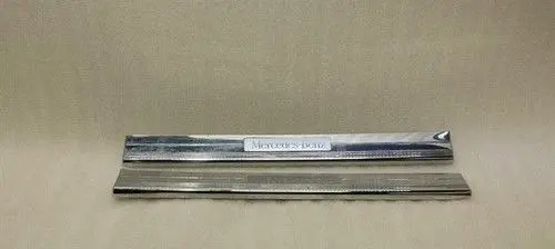 Mercedes-Benz CLS AMG C219 Front door trim (molding) A2196800235