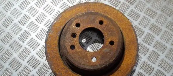 BMW 5 E39 Rear brake disc