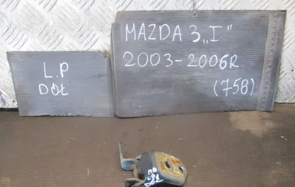 Mazda 3 I Loading door hinge set 