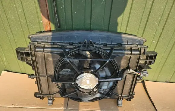 Tesla Model Y Radiator set 155978700A 1493995-00-C 1559787-00-A