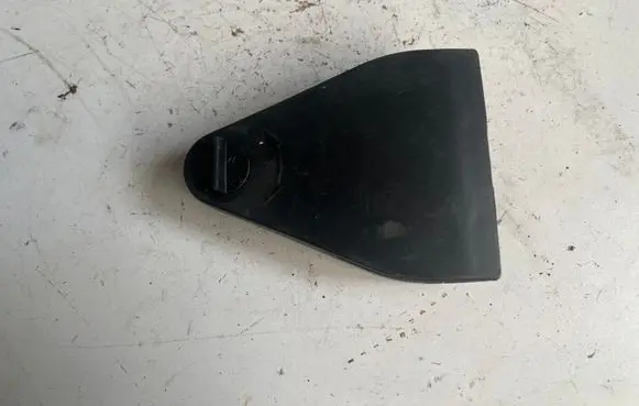 Audi A4 S4 B7 8E 8H Hazard Warning Triangle Mounting Bracket 8E5860285