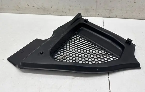 BMW iX3 G08 Wiper trim 7399022