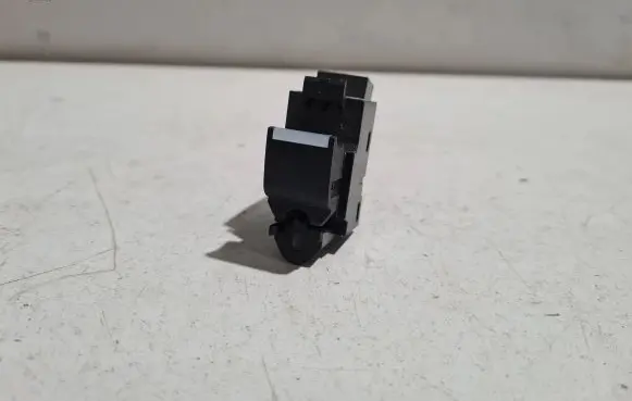 Jaguar XF Electric window control switch GX7314717AC 15W282