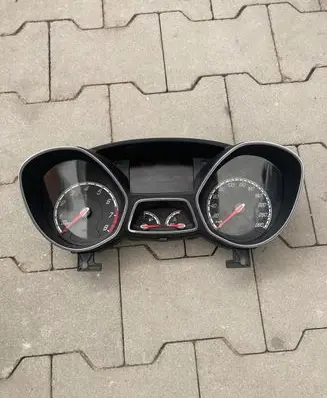 Ford Focus Speedometer (instrument cluster)