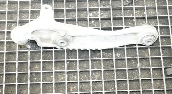 Jaguar F-Pace Front lower control arm/wishbone HK833C255