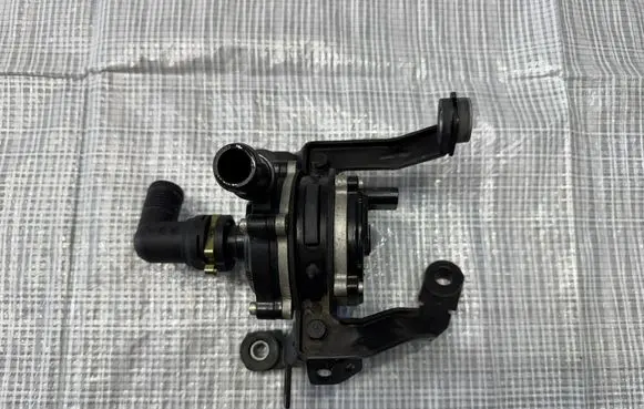KIA Niro Water pump 2510008HB0