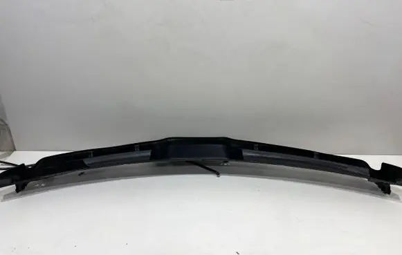 Mercedes-Benz ML W166 Wiper trim A1668300028