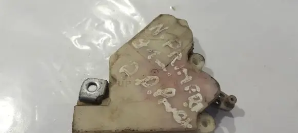 Nissan Primera Central locking motor 8055201u60 89-a519
