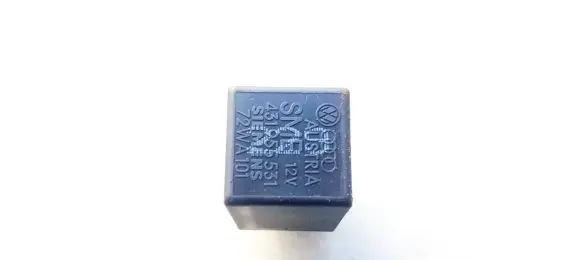 Audi A4 S4 B5 8D Other relay 431955531