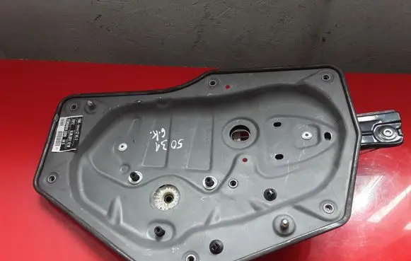 Skoda Superb B6 (3T) Rear window lifting mechanism without motor 3T5839401A 121978