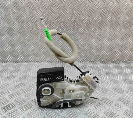 Lexus RX 450H Coupe door lock (next to the handle) 6906078040
