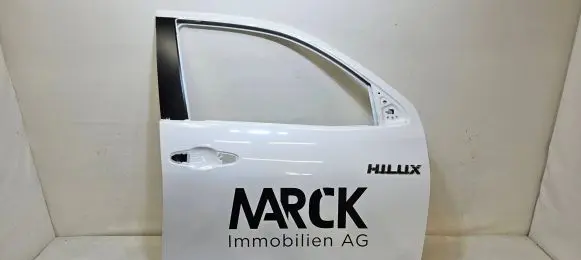 Toyota Hilux VIII Front door