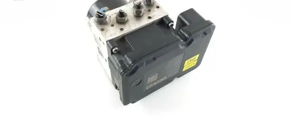 Volvo S60 ABS Pump 31273882 P31273882