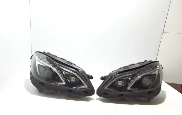 Mercedes-Benz E W212 Headlight/headlamp
