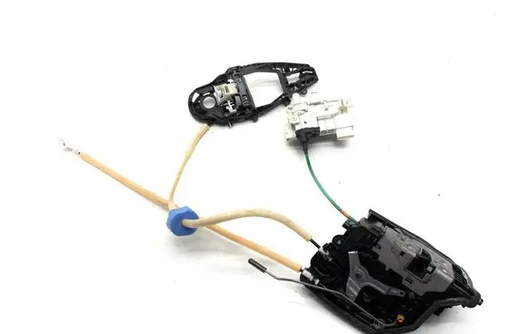 BMW 5 G30 G31 G38 Rear door soft close latching motor 7477705 7480741