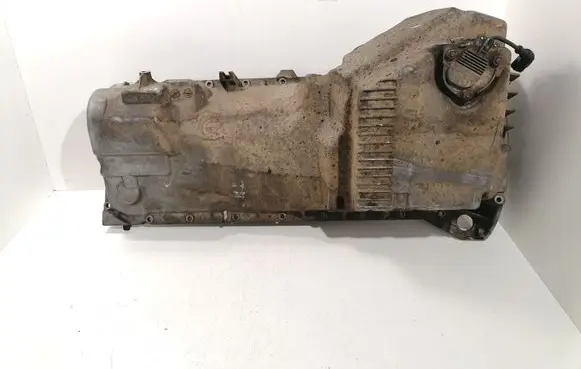 BMW 5 E39 Oil sump 17409179