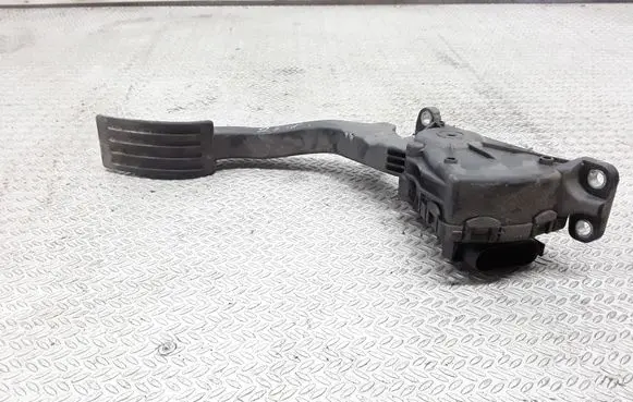 Ford Focus C-MAX Accelerator throttle pedal 3M519F836AF