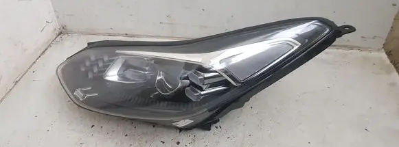 KIA Sportage Headlight/headlamp 92101F1500 F192151600