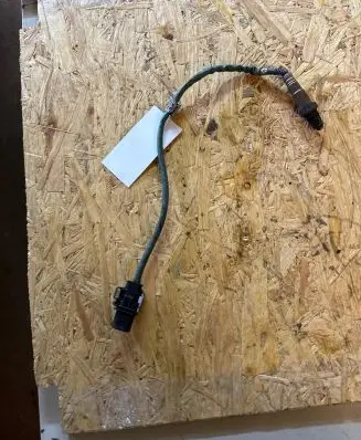 Mercedes-Benz E C207 W207 Lambda probe sensor 0035127018