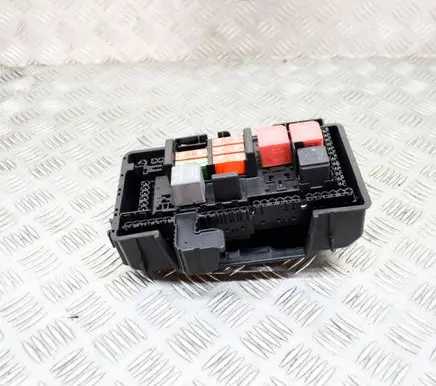 Mercedes-Benz GLC X253 C253 Fuse module A2059068501 529881F08