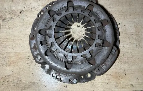 Nissan Micra Pressure plate 