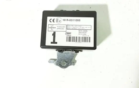 Toyota Yaris Door central lock control unit/module 897410D080 VZS000042251 10R0311005