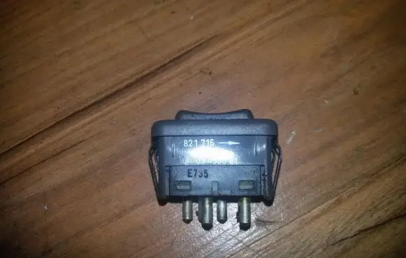 Volvo S40, V40 Electric window control switch 03458021