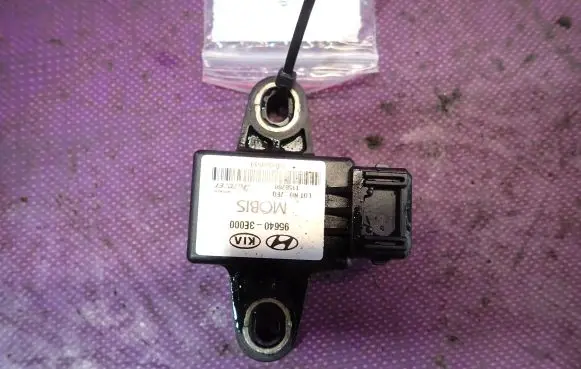 KIA Sorento Acceleration sensor 95640-3E000