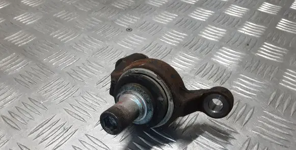 Toyota Land Cruiser (J150) Front differential mounting bracket 