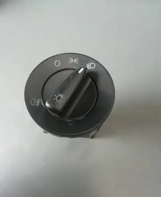 Volkswagen Golf IV Light switch 1C0941531 04052030 58D583058R