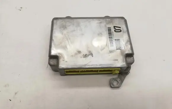 Toyota Land Cruiser (BJ70) Airbag control unit/module 8917060120