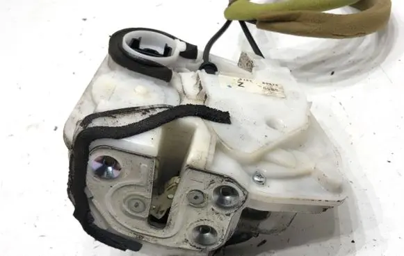 Mazda 6 Front door lock