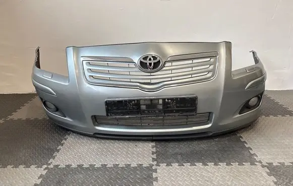 Toyota Avensis T250 Front bumper 5211905170 5211905180