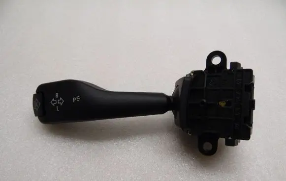 BMW X3 E83 Indicator stalk 8363668