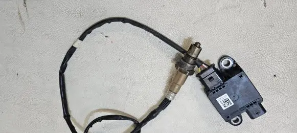 Volkswagen Crafter Lambda probe sensor 03N906261D EGSPM21 0281007606