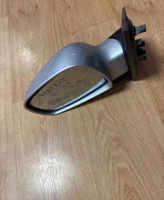 Hyundai Matrix Front door electric wing mirror 022677