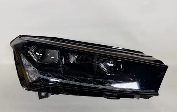 Skoda Enyaq iV LED Daytime headlight 