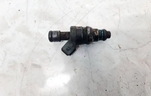 Mercedes-Benz E W210 Fuel injector 0280155209 0000787323