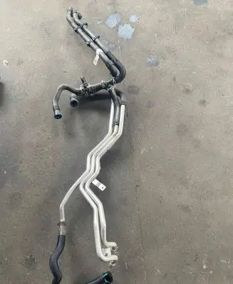 Land Rover Range Rover Velar Engine coolant pipe/hose HK83-18B493-AF