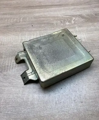 Mitsubishi Galant Engine control unit/module ECU MD757627 G1T16771E1
