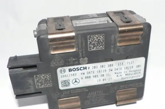 Mercedes-Benz C W205 Distronic sensor radar A0009053011