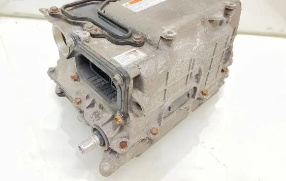 Toyota Auris E180 Voltage converter inverter G920076030