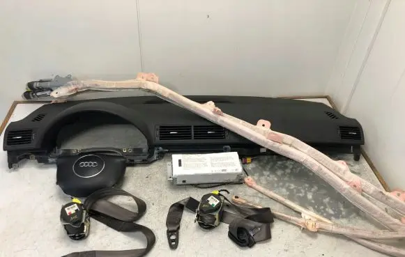 Audi A4 S4 B6 8E 8H Airbag set with panel 