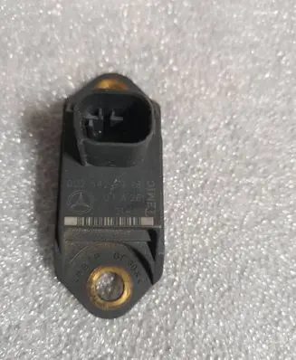 Mercedes-Benz S W220 Airbag deployment crash/impact sensor a0025426918 0025426918
